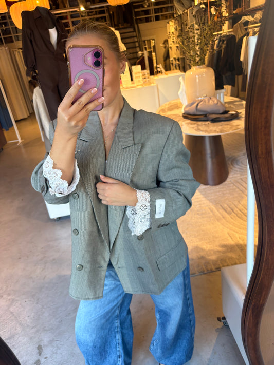Blazer RE-LABEL