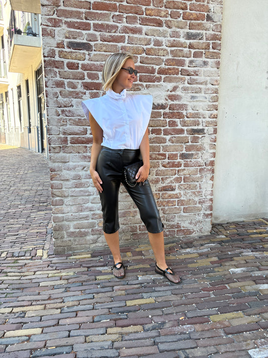 Have one PU legging