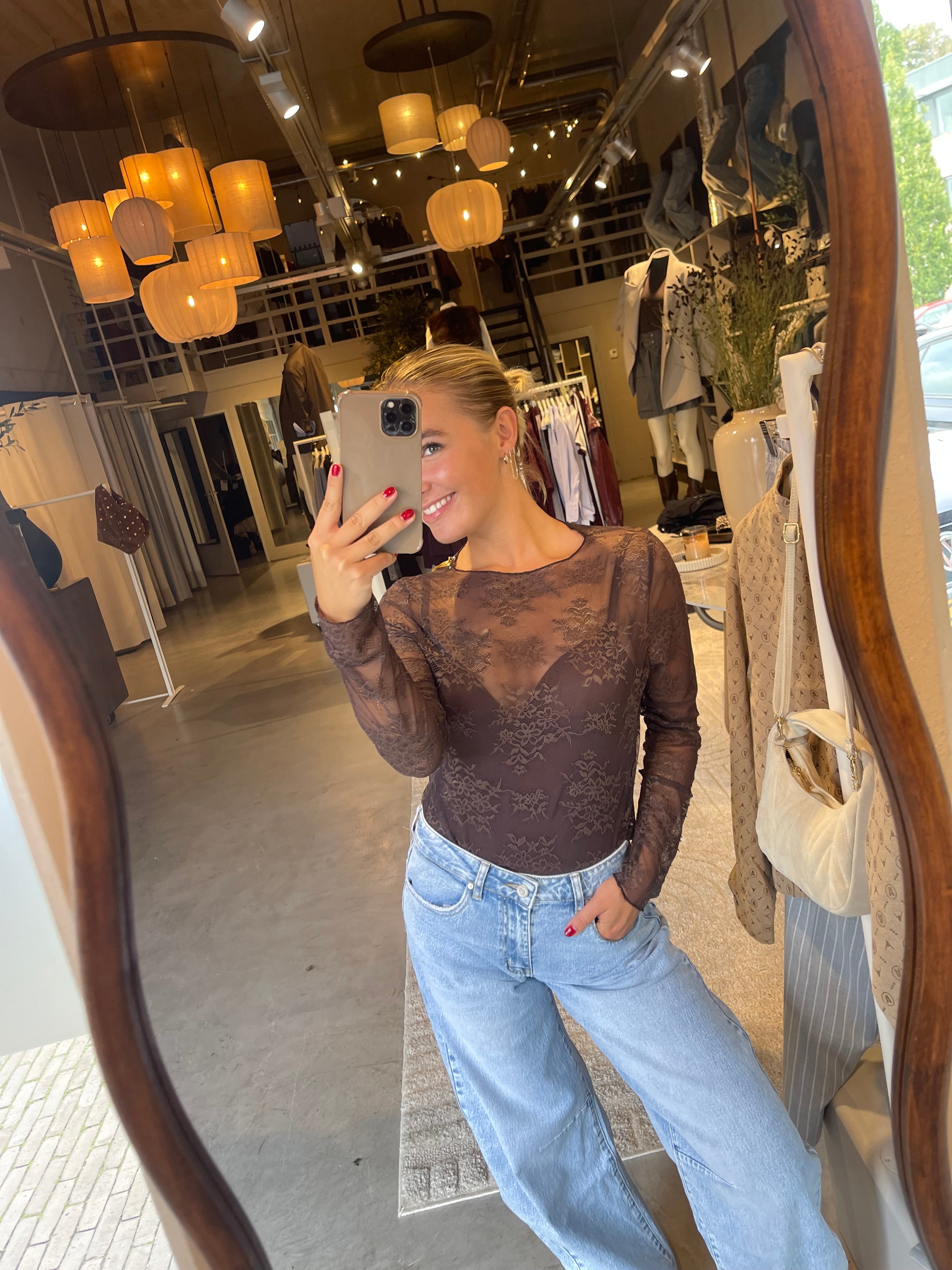 Lace Top Robin